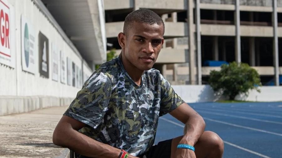 Danielzinho, que surge como novo astro das maratonas, quer se naturalizar chinês - Divulgação/Adidas