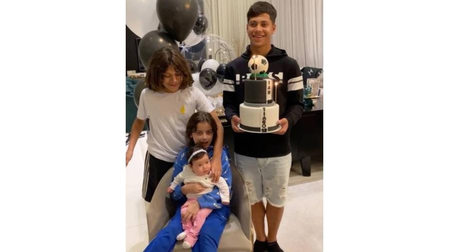 Filhos de Hulk recebem mensagens de Messi, Neymar e Cristiano Ronaldo em aniversário - Reprodução/Instagram