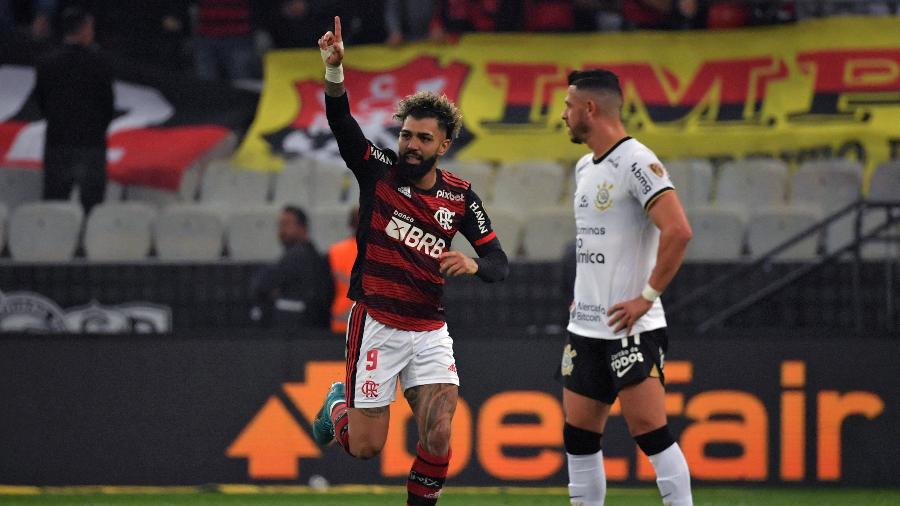 Gabigol, do Flamengo, comemora gol contra o Corinthians pela Libertadores - NELSON ALMEIDA / AFP