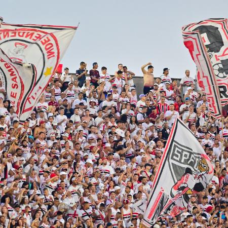 Superbet prepara bandeirão para o clássico entre São Paulo e Corinthians - Maurício Rummens/www.fotoarena.com.br