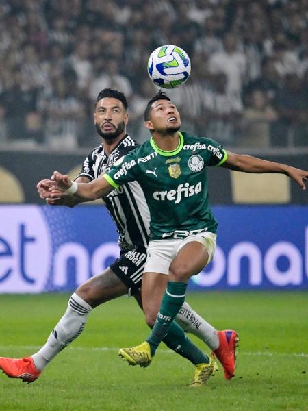 Jogos entre Palmeiras e Atlético-MG nas oitavas da Libertadores foram marcados para o horário da Globo - Washington Alves/Reuters