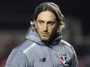 Hernan: São Paulo planeja 2025 sem considerar troca de técnico