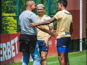 Aloísio Chulapa visita CT do São Paulo antes de decisão na Libertadores