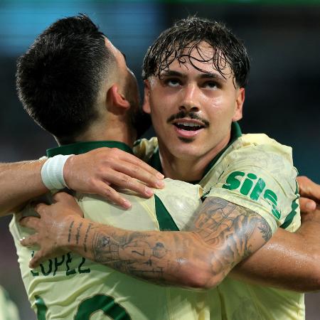 Maurício (foto) e Paulinho entraram e evitaram derrota palmeirense sobre o Inter Miami