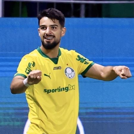 Flaco López comemora gol marcado pelo Palmeiras contra o Sport no Brasileirão Flaco López comemora gol marcado pelo Palmeiras contra o Sport no Brasileirão
