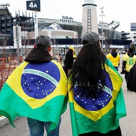 Brasileiros vão ao Gillette Stadium para amistoso entre Brasil x França