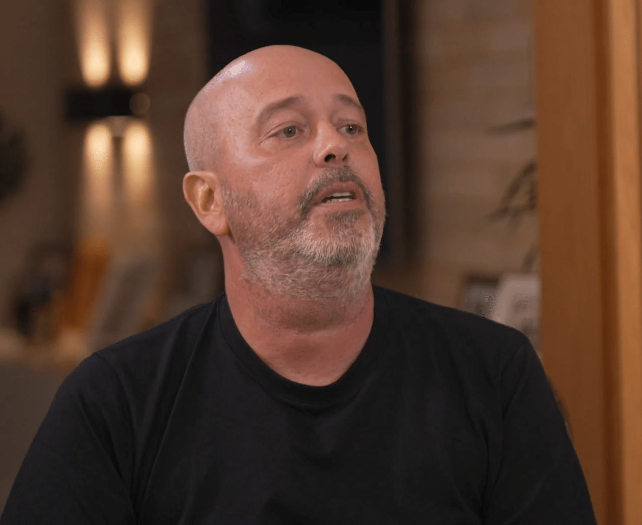 Alex Escobar, narrador da Globo, falou sobre seu problema de saúde ao "Fantástico" - undefined