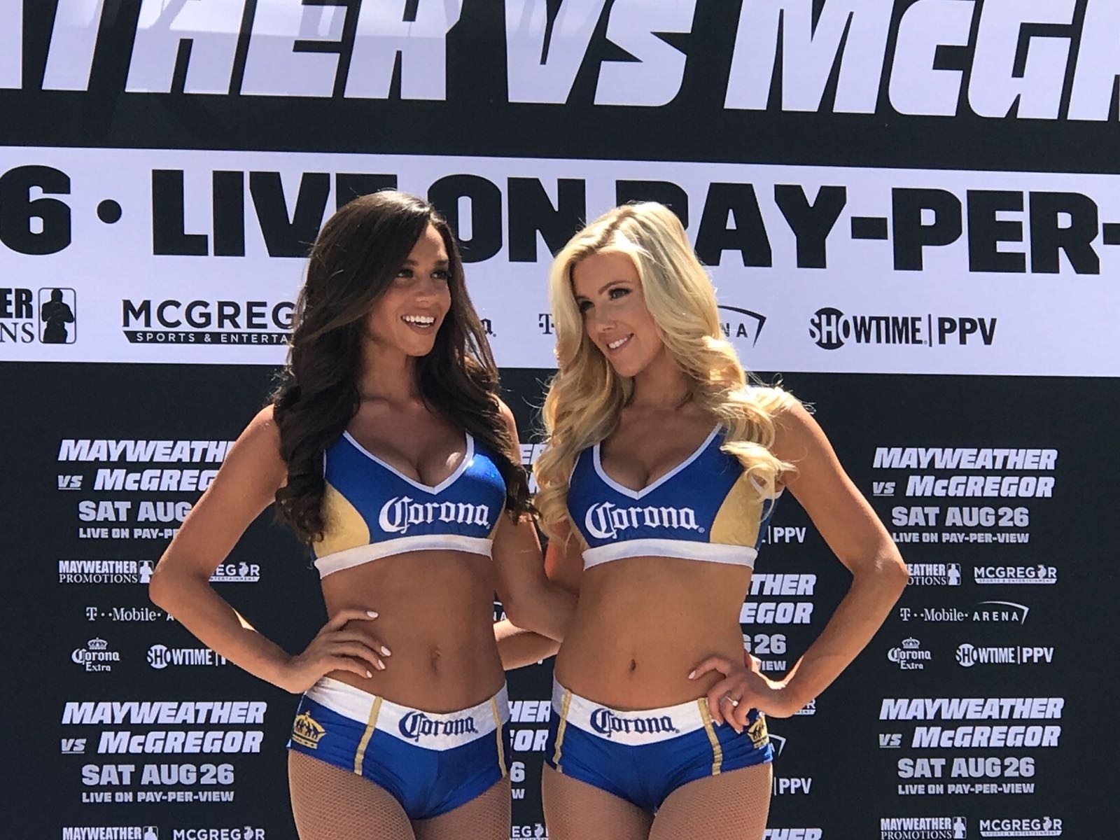 Superluta terá ring girls próprias. As tradicionais octagon girls do UFC não participarão do evento - Diego Ribas/Ag. Fight