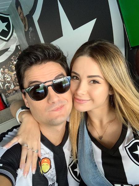 Felipe Neto com a namorada Bruna Gomes - reprodução/Instagram