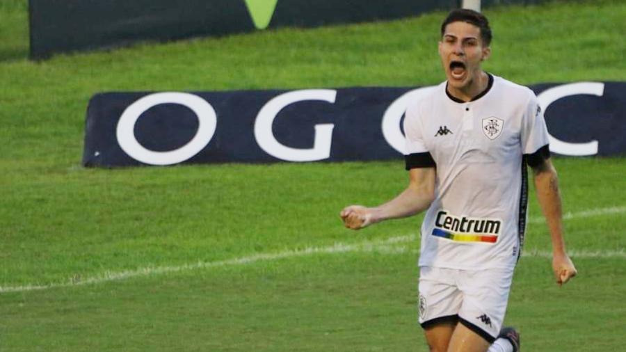 Romildo comemora gol marcado pelo Botafogo - EMANUEL ROCHA/FUTURA PRESS/ESTADÃO CONTEÚDO