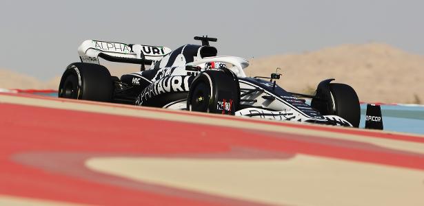 Pierre Gasly, da Alpha Tauri, o mais rápido do primeiro dia de testes da Fórmula 1 no Bahrein