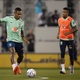 Alex Sandro diz que nem jogadores sabem o time titular do Brasil na Copa