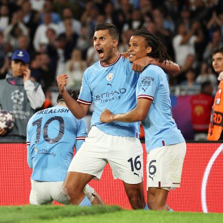 Rodri, do Manchester City, comemora gol contra a Inter de Milão pela Liga dos Campeões