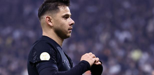 Importância de Romero para o Corinthians em 300 jogos: análise profissional