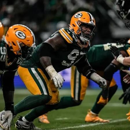 Kenny Clark, do Green Bay Packers, durante jogo contra o Philadelphia Eagles, pela NFL, no Brasil