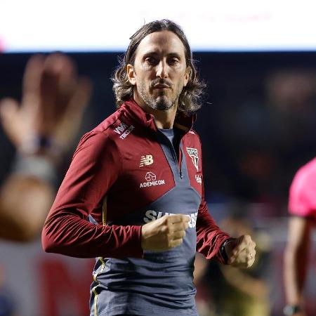 Zubeldía, técnico do São Paulo, no jogo contra o Novorizontino, pelas quartas do Paulistão Zubeldía, técnico do São Paulo, no jogo contra o Novorizontino, pelas quartas do Paulistão