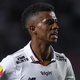 São Paulo tem mês decisivo para selar futuro de trio em meio a caixa vazio