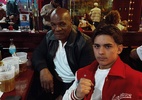 Filho de lenda do boxe é encontrado morto aos 17 anos no México