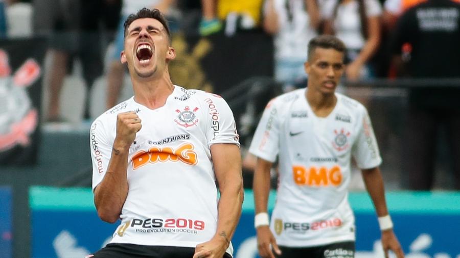 Corinthians pagará Avelar sem entrada e em duas parcelas anuais: junho de 2020 e 2021 - Marcello Zambrana/AGIF