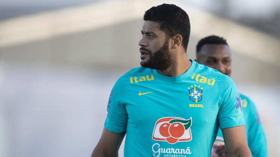 Hulk durante treinamento da seleção brasileira no CT Joaquim Grava - Lucas Figueiredo/CBF