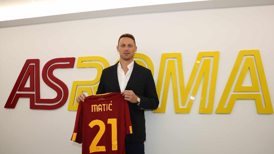 Matic foi anunciado como reforço da Roma - Divulgação