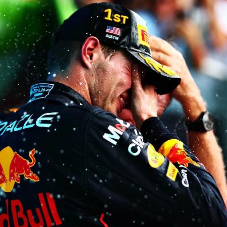 Max Verstappen no pódio em Austin: lágrimas de reconhecimento - Divulgação/Red Bull