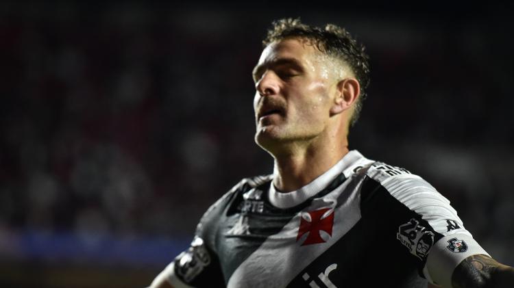 Vegetti celebra gol em São Paulo x Vasco, duelo do Brasileirão Vegetti celebra gol em São Paulo x Vasco, duelo do Brasileirão
