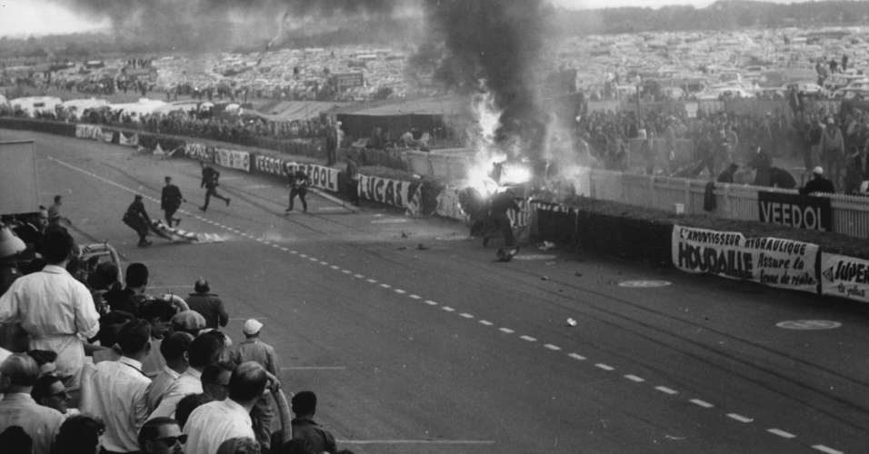 Resultado de imagem para tragédia de le mans em 1955