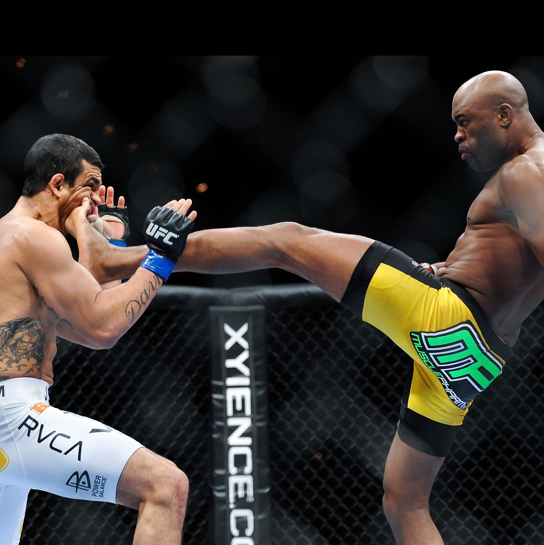 Ator que vive Anderson Silva em série nocauteou lutador no 1º treino de  MMA: 'Desmaiou