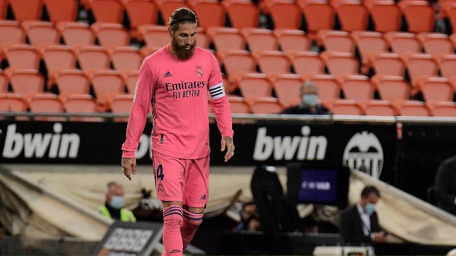Sergio Ramos está na mira de David Beckham, mas deve renovar com o Real Madrid, segundo jornal - JOSE JORDAN / AFP