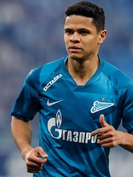 Douglas Santos diz ter sido sondado pelo Barcelona e mantém futuro no Zenit  em aberto - Bastidores do Esporte