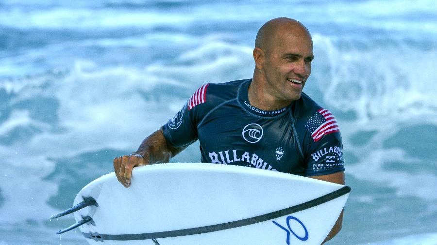 Kelly Slater elogia narração de Everaldo Marques, da Rede Globo, durante título olímpico de Ítalo Ferreira no surfe - Getty Images
