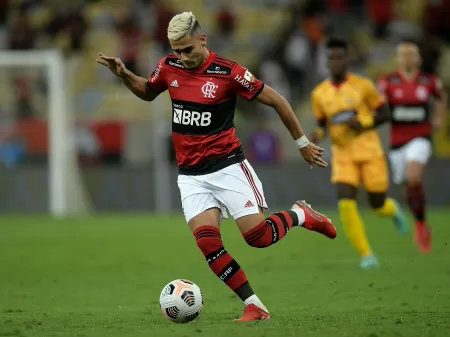 Flamengo tentou 83 cobranças de falta no Brasileiro até o golaço de Andreas  Pereira; veja detalhes, flamengo