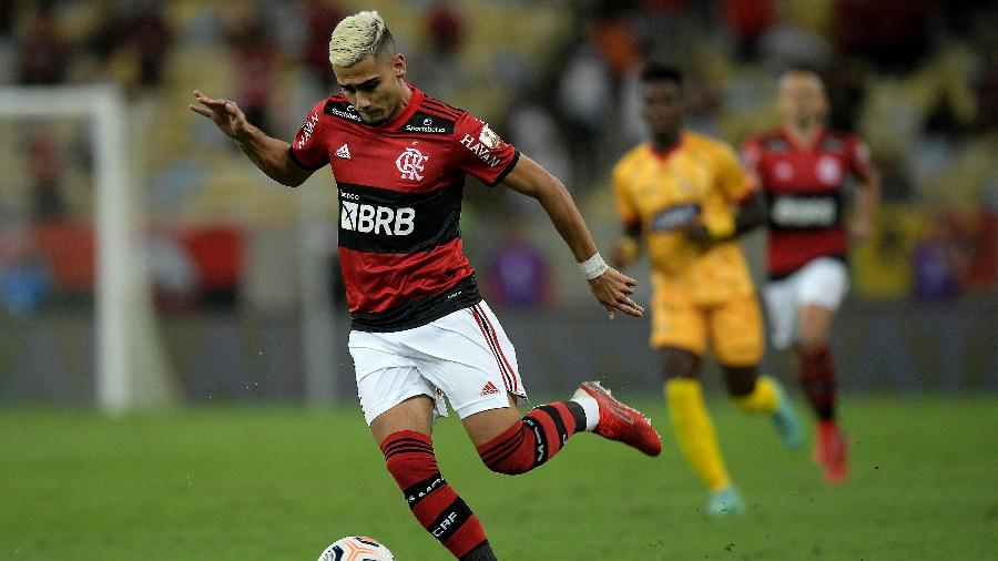 Andreas Pereira em ação pelo Flamengo, contra o Barcelona-EQU - Staff Images / CONMEBOL