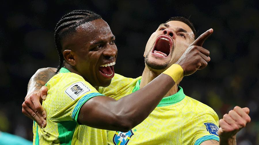 Vini Jr comemora gol do Brasil sobre o Paraguai em duelo das Eliminatórias Vini Jr comemora gol do Brasil sobre o Paraguai em duelo das Eliminatórias