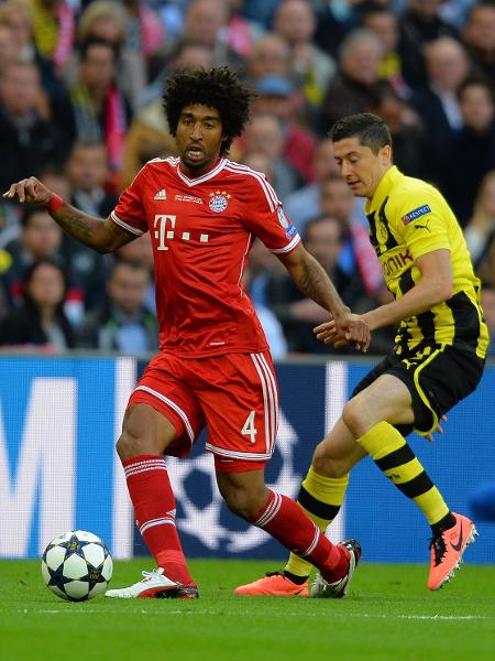 Dante em ação pelo Bayern de Munique - AFP PHOTO / ANDREW YATES