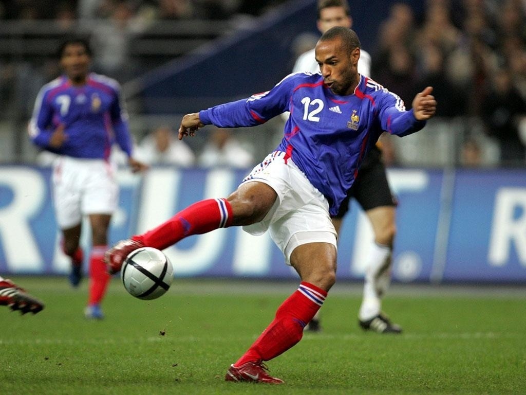Thierry Henry: Jogar bem por seis - Bate Bola Inglês