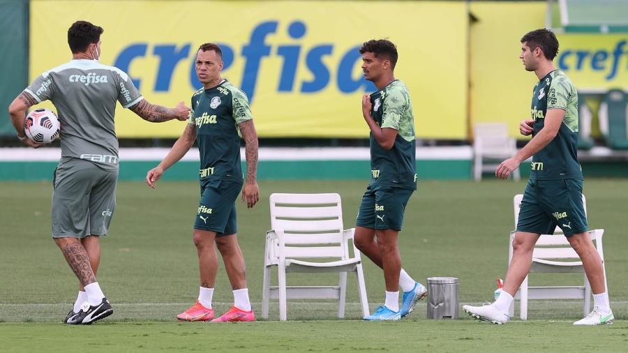 Palmeiras contou com retorno de trio formado por Breno Lope, Scarpae Kuscevic  - Cesar Greco/ Palmeiras