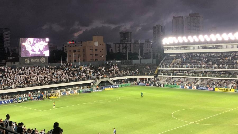 Vila Belmiro vai receber a partida do Santos contra o Atlético-GO - Nathalia Costa/UOL
