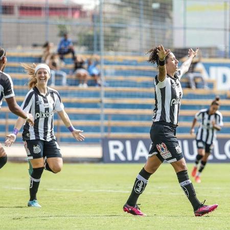 Cristiane comemora gol do Santos contra o Real Brasília, pelo Brasileirão Feminino - diogolfoto/Santos