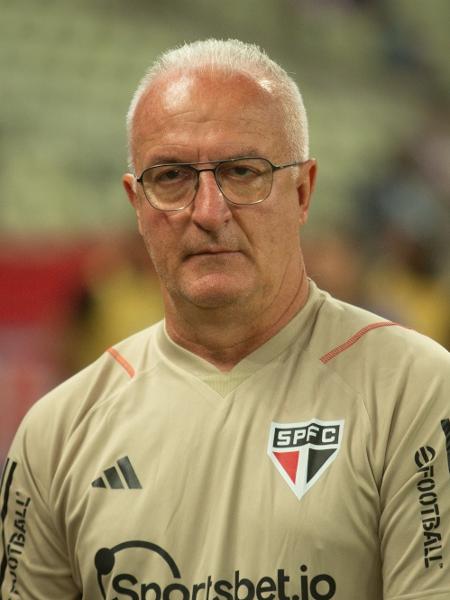 Dorival Junior, técnico do São Paulo, durante o jogo contra o Fortaleza, pelo Brasileiro - Lucas Emanuel/AGIF