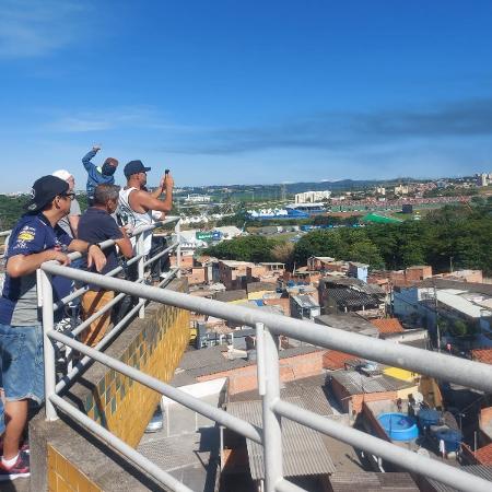 Laje de Gilmar recebe fãs de F-1 em Interlagos