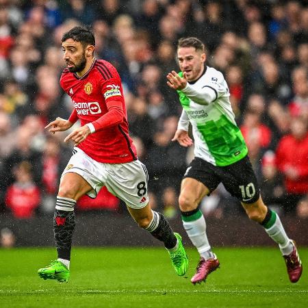 Manchester United e Liverpool duelam no Old Trafford