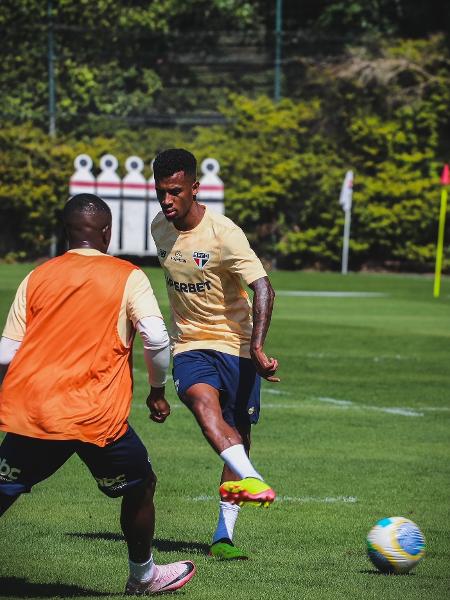 Marcos Antônio durante treino do São Paulo