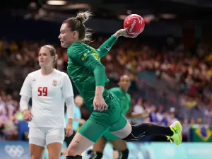 Larissa Araújo, do handebol, sofre lesão e está fora das Olímpiadas de Paris-2024