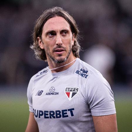 Luis Zubeldía, técnico do São Paulo, durante jogo contra o Botafogo