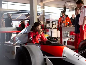 Aula de kart e corrida: Atores 'viraram' atletas para viverem Senna e Prost