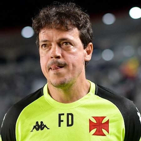 Fernando Diniz, técnico do Vasco, durante jogo contra Bragantino Fernando Diniz, técnico do Vasco, durante jogo contra Bragantino