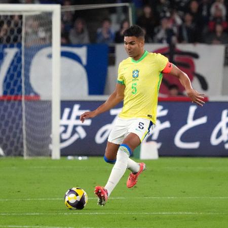 Casemiro, da seleção brasileira, contra o Japão