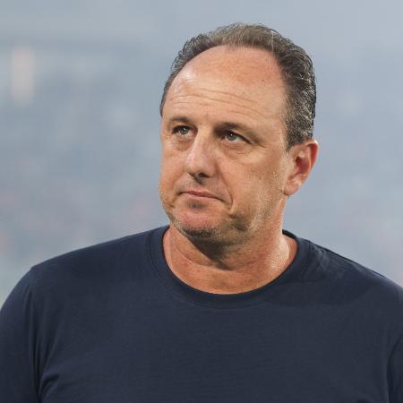 Rogério Ceni, técnico do Bahia, durante partida contra o Athletico pela 28ª rodada do Brasileirão Rogério Ceni, técnico do Bahia, durante partida contra o Athletico pela 28ª rodada do Brasileirão